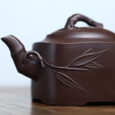 Full Handmade Yixing Zisha Teapot [Sifang Bamboo Pot] (Lao Zi Ni – 250ml)