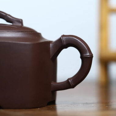 Full Handmade Yixing Zisha Teapot [Sifang Bamboo Pot] (Lao Zi Ni – 250ml)