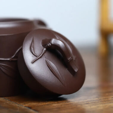 Full Handmade Yixing Zisha Teapot [Sifang Bamboo Pot] (Lao Zi Ni – 250ml)