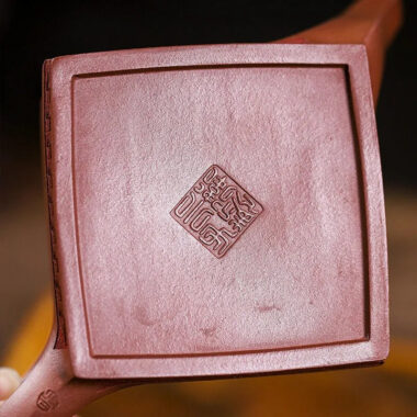 Full Handmade Yixing Zisha Teapot [Sifang Jiebao] (Di Cao Qing – 150ml)