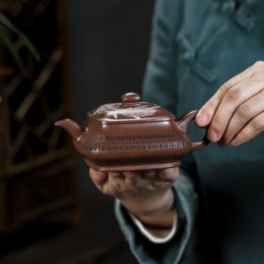 Full Handmade Yixing Zisha Teapot [Sifang Jin Feng] (Ziyu Jin Sha – 280ml)