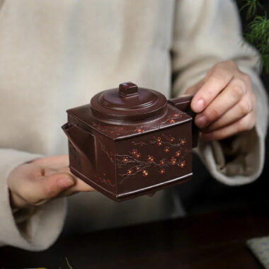 Full Handmade Yixing Zisha Teapot [Sifang Pin Xiang] (Di Cao Qing – 350ml)