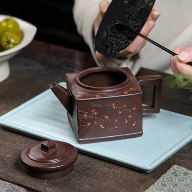 Full Handmade Yixing Zisha Teapot [Sifang Pin Xiang] (Di Cao Qing – 350ml)