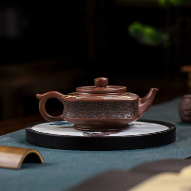 Full Handmade Yixing Zisha Teapot [Sifang Yubi] (Di Cao Qing – 250ml)
