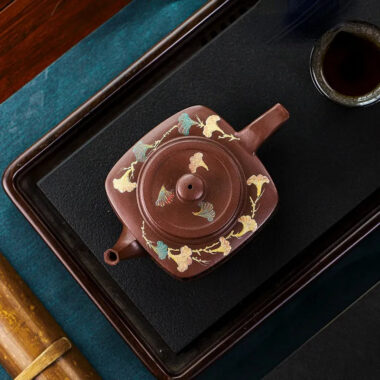 Full Handmade Yixing Zisha Teapot [Sifang Yubi] (Di Cao Qing – 250ml)