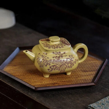 Full Handmade Yixing Zisha Teapot [Song Yun Cha Xiang] (Bensan Lu Ni – 400ml)
