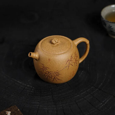 Full Handmade Yixing Zisha Teapot [Taihu Zhu Yun] (Huangjin Duan Ni – 220ml)