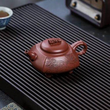 Full Handmade Yixing Zisha Teapot [Wealthy Bamboo] (Hong Pi Long – 290ml)