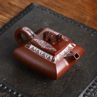 Full Handmade Yixing Zisha Teapot [Wealthy] (Lao Zi Ni – 400ml)