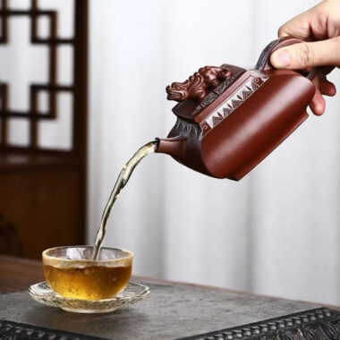 Full Handmade Yixing Zisha Teapot [Wealthy] (Lao Zi Ni – 400ml)
