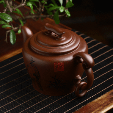 Full Handmade Yixing Zisha Teapot [Wengu Zhixin] (Di Cao Qing – 460ml)