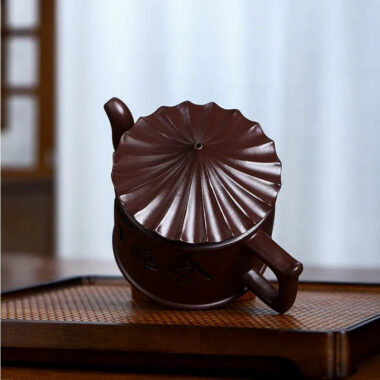 Full Handmade Yixing Zisha Teapot [World Granary] (Zi Jia Ni – 280ml)