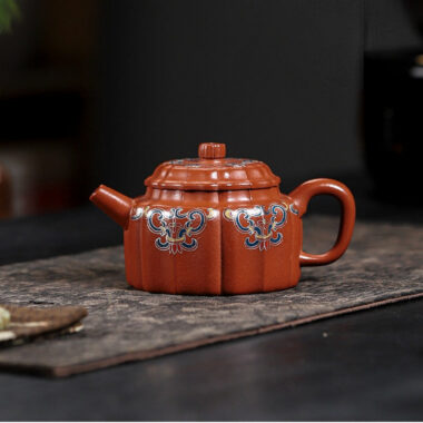 Full Handmade Yixing Zisha Teapot [Wucai De Zhong] (Xiao Meiyao Zhu Ni – 150ml)