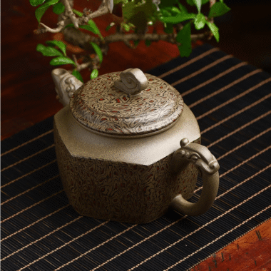 Full Handmade Yixing Zisha Teapot [Wucai Xiangyun] (Qing Duan/Jiao Ni – 330ml)