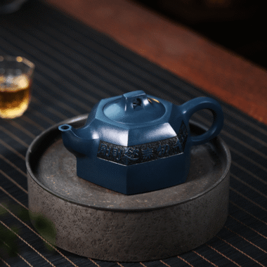 Full Handmade Yixing Zisha Teapot [Wuyu Zegang] (Tian Qing Ni – 320ml)