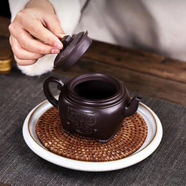 Full Handmade Yixing Zisha Teapot [Xian Rui] (Zi Jia Ni – 280ml)