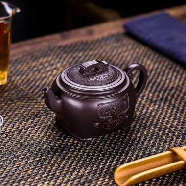 Full Handmade Yixing Zisha Teapot [Xian Rui] (Zi Jia Ni – 280ml)