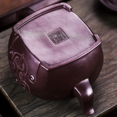 Full Handmade Yixing Zisha Teapot [Xian Rui] (Zi Jia Ni – 280ml)