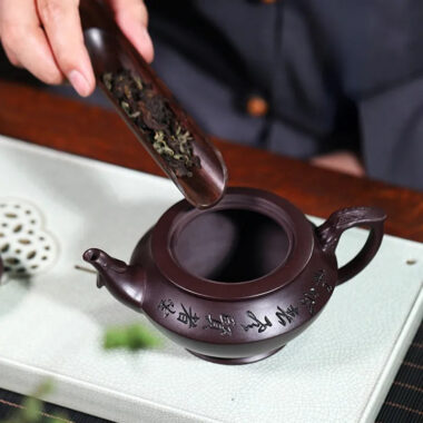 Full Handmade Yixing Zisha Teapot [Xiang Rui] (Zi Jia Ni – 290ml)