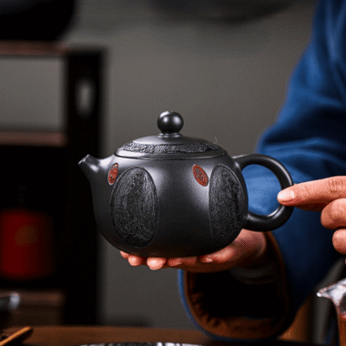 Full Handmade Yixing Zisha Teapot [Xiang Yun Xishi] (Shenjing Mo Lu Ni – 430ml)