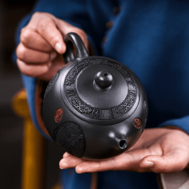 Full Handmade Yixing Zisha Teapot [Xiang Yun Xishi] (Shenjing Mo Lu Ni – 430ml)