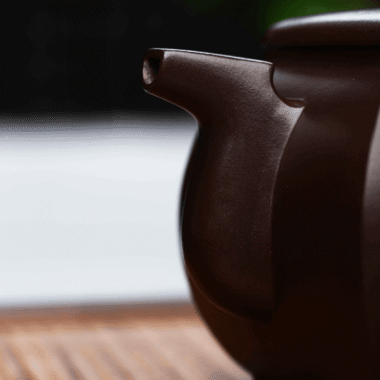 Full Handmade Yixing Zisha Teapot [Xiangwang Heping] (Zi Jia Ni – 290ml)