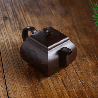 Full Handmade Yixing Zisha Teapot [Xiangwang Heping] (Zi Jia Ni – 290ml)