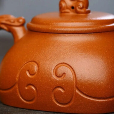 Full Handmade Yixing Zisha Teapot [Xiangyun Ruyi Pot] (Jiang Po Ni – 300ml)