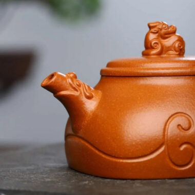 Full Handmade Yixing Zisha Teapot [Xiangyun Ruyi Pot] (Jiang Po Ni – 300ml)