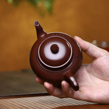 Full Handmade Yixing Zisha Teapot [Xiao Ying Pot] (Zi Ni – 220ml)