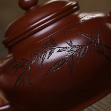 Full Handmade Yixing Zisha Teapot [Xiao Ying Pot] (Zi Ni – 220ml)