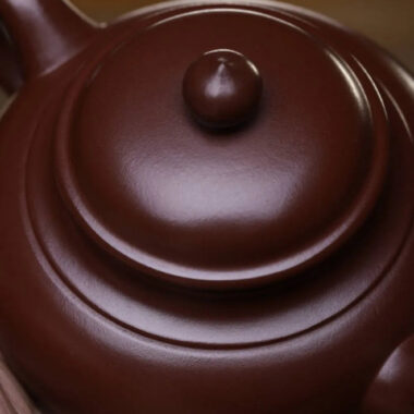 Full Handmade Yixing Zisha Teapot [Xiao Ying Pot] (Zi Ni – 230ml)