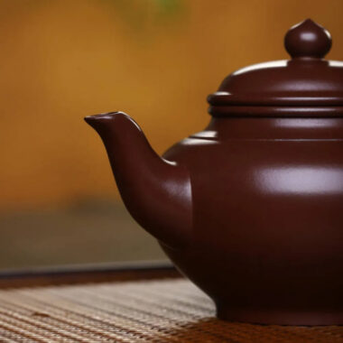 Full Handmade Yixing Zisha Teapot [Xiao Ying Pot] (Zi Ni – 230ml)