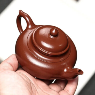 Full Handmade Yixing Zisha Teapot [Xiao Ying Pot] (Zi Zhu Ni – 180ml)