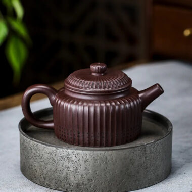 Full Handmade Yixing Zisha Teapot [Xin Jing De Zhong] (Zi Jia Ni – 350ml)