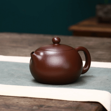 Full Handmade Yixing Zisha Teapot [Xishi Pot] (Lao Zi Ni – 260ml)