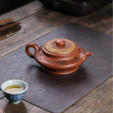 Full Handmade Yixing Zisha Teapot [Xu Bian] (Hong Jiang Po Ni – 430ml)