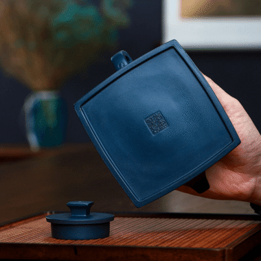 Full Handmade Yixing Zisha Teapot [Ya Sifang] (Tian Qing Ni – 300ml)