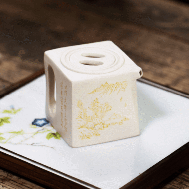 Full Handmade Yixing Zisha Teapot [Yang Xian Sifang] (Bai Duan Ni – 200ml)