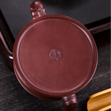 Full Handmade Yixing Zisha Teapot [Yi Ye Zhi Qiu] (Zi Xue Sha – 280ml)