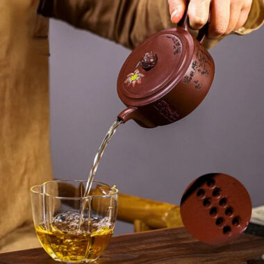 Full Handmade Yixing Zisha Teapot [Yiqie You Wei] (Zi Ni – 250ml)