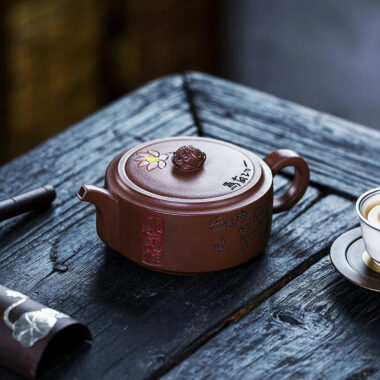 Full Handmade Yixing Zisha Teapot [Yiqie You Wei] (Zi Ni – 250ml)