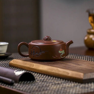 Full Handmade Yixing Zisha Teapot [Yiqie You Wei] (Zi Ni – 250ml)