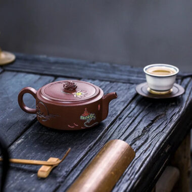 Full Handmade Yixing Zisha Teapot [Yiqie You Wei] (Zi Ni – 250ml)