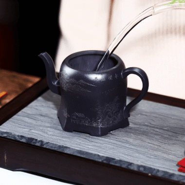 Full Handmade Yixing Zisha Teapot [Yu Bi Cheng Shui] (Shi Huang – 290ml)