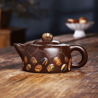 Full Handmade Yixing Zisha Teapot [Yuhua Stone] (Lao Zi Ni – 380ml)
