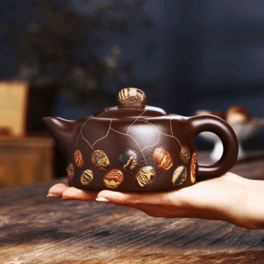 Full Handmade Yixing Zisha Teapot [Yuhua Stone] (Lao Zi Ni – 380ml)