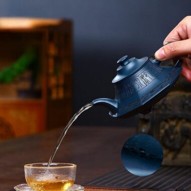 Full Handmade Yixing Zisha Teapot [Yun Lu Zhi Chun] (Tian Qing Ni – 260ml)