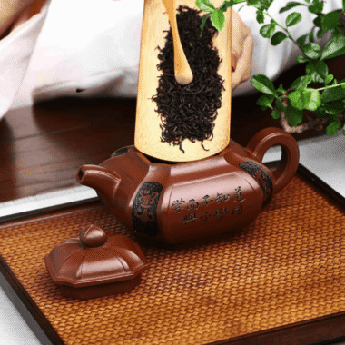 Full Handmade Yixing Zisha Teapot [Zhi Xing He Yi] (Di Cao Qing – 360ml)