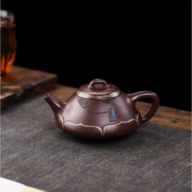 Full Handmade Yixing Zisha Teapot [Zhi Yu Shao Feng] (Lao Zi Ni – 300ml)